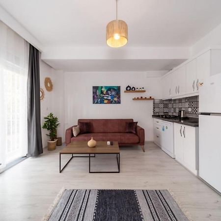 Comfortable Modern Flat With Balcony In Muratpasa Antália Exterior foto