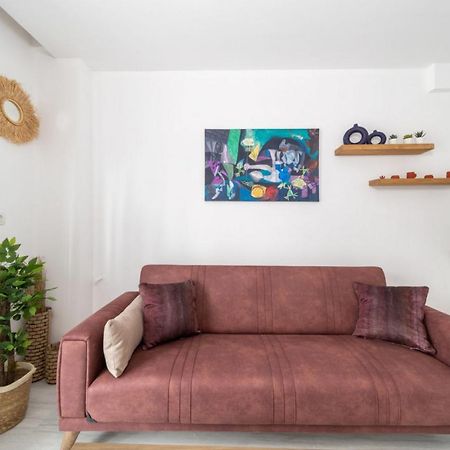 Comfortable Modern Flat With Balcony In Muratpasa Antália Exterior foto